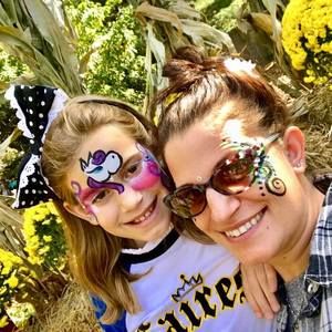 Meet your Posher, Chrissy